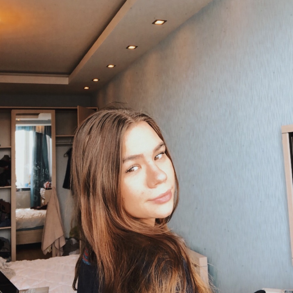 Meet your Posher, Ellie